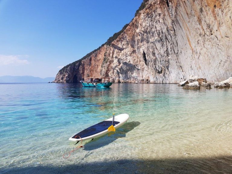 Stand-up Paddle-boarding in Greece « Five Star Greece